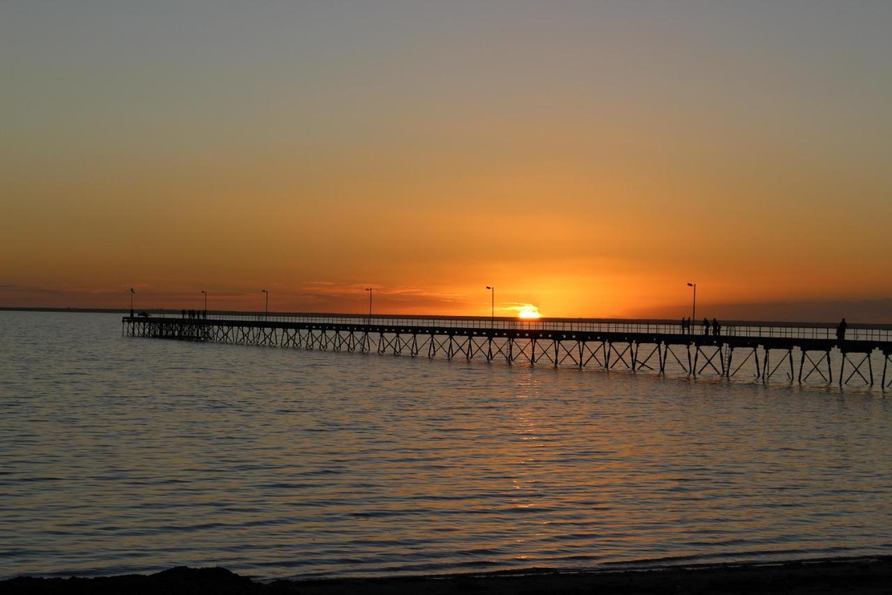 Ceduna Foreshore Caravan Park Экстерьер фото