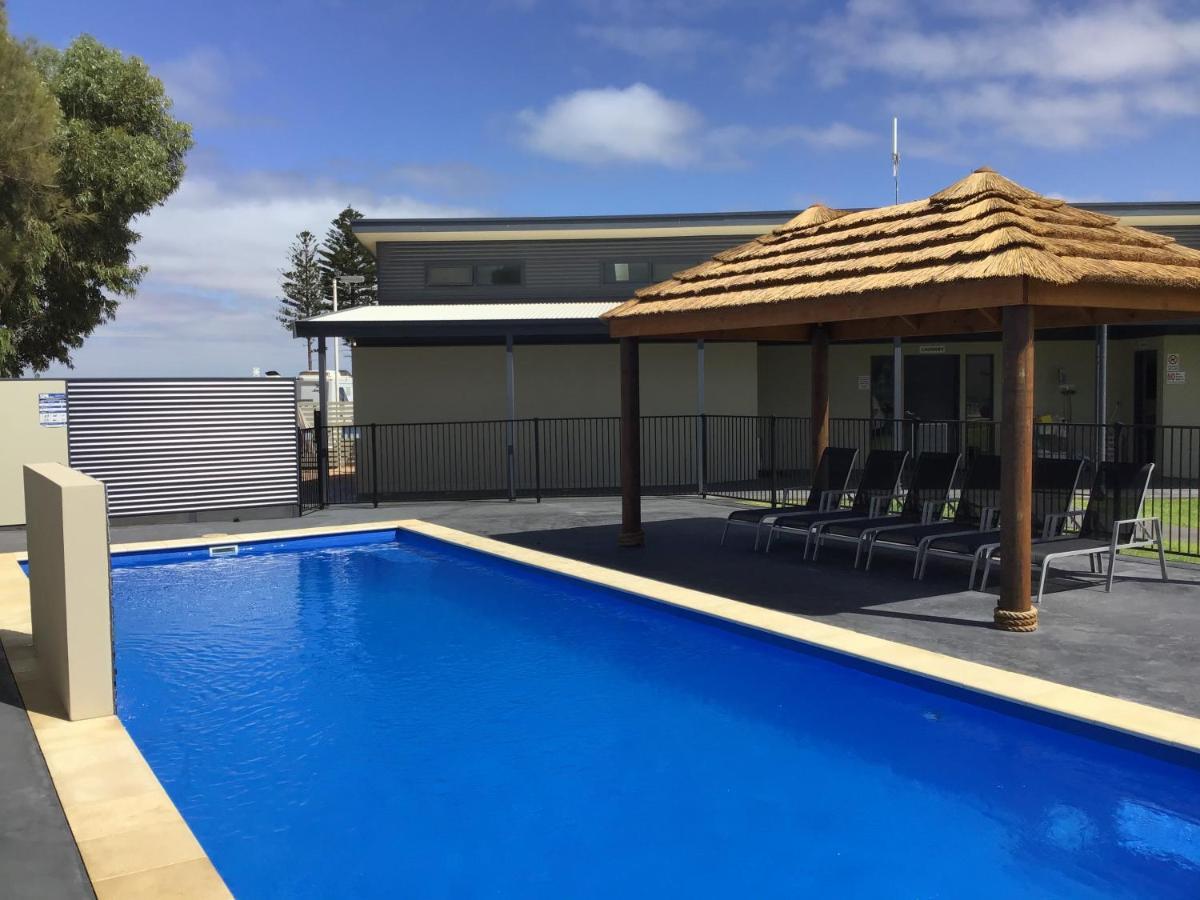 Ceduna Foreshore Caravan Park Экстерьер фото